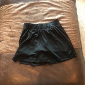 black athletic skort